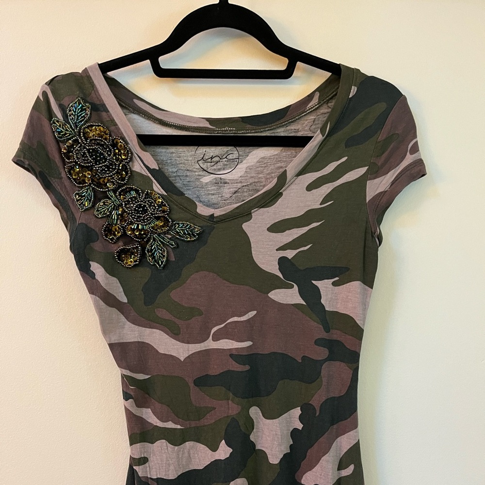 INC t- camo with sparkle